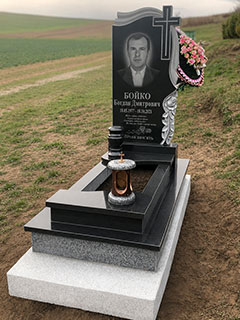 Пам'ятник з крихти Пам'ятник з крихти купити в Івано-Франківську
